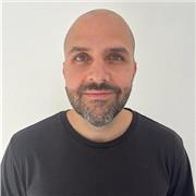 Nunca he dado clases, pero puedo hacerlo. De escritura creativa o redacción para fines en específico